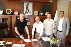 ODAMIZ İLE TÜRKİYE İŞ BANKASI BOLU ŞUBESİ ARASINDA PROTOKOL İMZALANDI