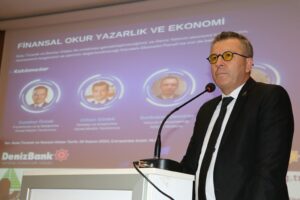 ODAMIZ İLE DENİZBANK DENİZYATIRIM ORTAKLIĞINDA FİNANSAL OKURYAZARLIK VE EKONOMİ PANELİ GERÇEKLEŞTİRİLDİ