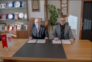 ODAMIZ İLE BAİBÜ ARASINDA LİSANSÜSTÜ EĞİTİM PROTOKOLÜ İMZALANDI