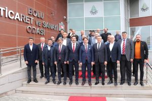 SAĞLIK BAKAN YARDIMCISI HUZEYFE YILMAZ’DAN ODAMIZA NEZAKET ZİYARETİ