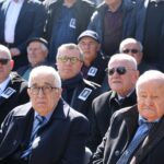 Eğitimden sağlığa birçok alanda Bolu’muza değerli eserler kazandıran hayırsever merhum İzzet Baysal’ı vefatının 25. yılında saygı, sevgi ve özlemle anıyoruz.