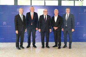Başkan Alemdar ,Kocaeli Sanayi Odası tarafından düzenlenen ve UN Global Compact Türkiye iş birliğiyle gerçekleştirilen “İş Dünyasının Pusulası: Sürdürülebilirlik” paneline katılım sağladı.
